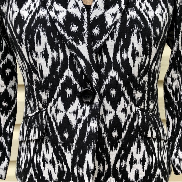 Talbots Petites Black & White Blazer Size 2P NWT - Picture 5 of 9